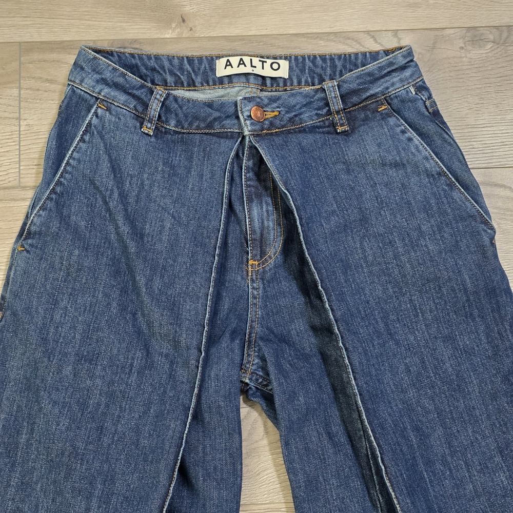 AALTO Women's Size 34 Front Pleat Wide Leg Denim Blue Jeans Pants